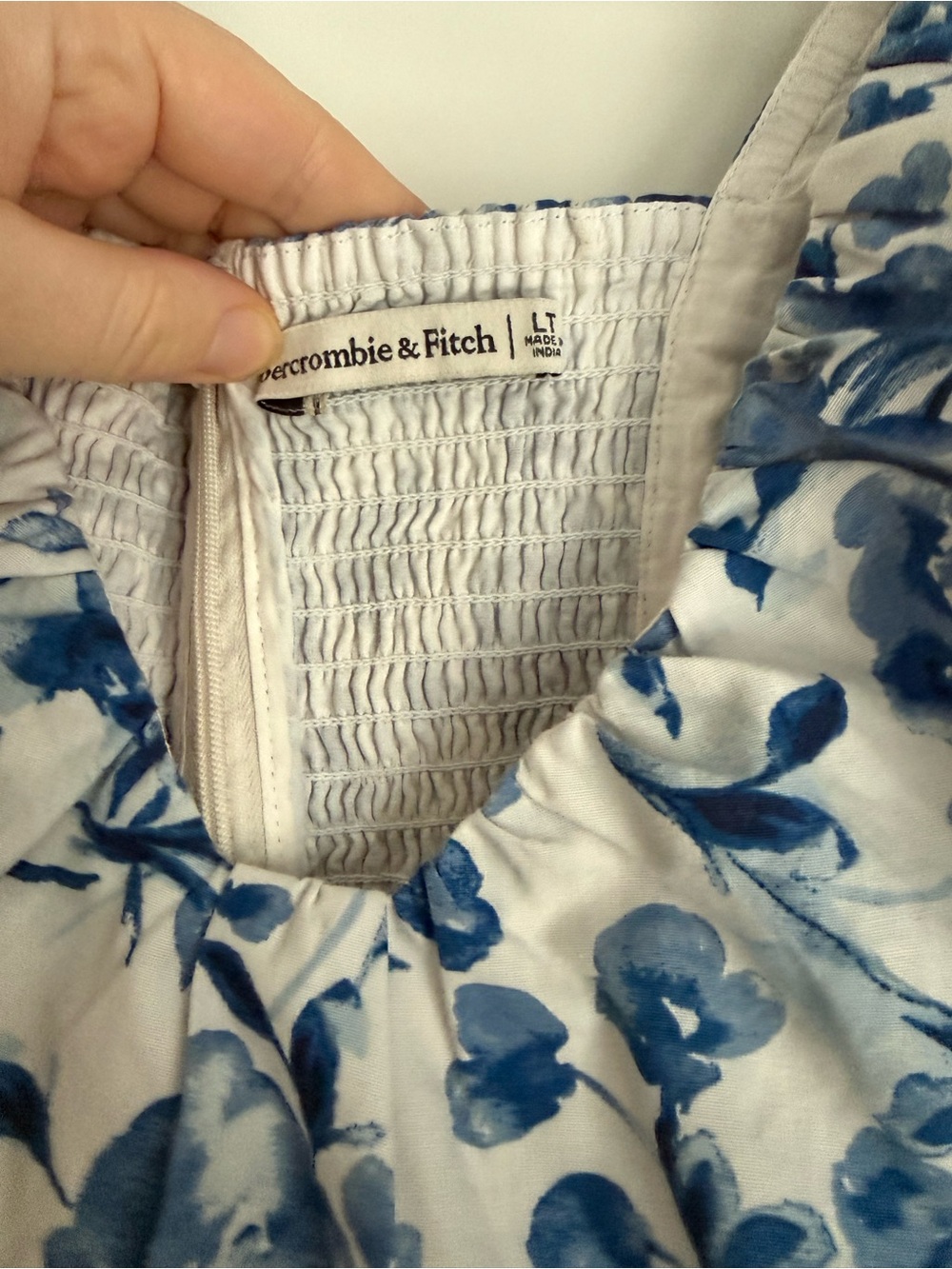 Abercrombie & Fitch White Maxi Dress with Blue Floral Print and Puff Sleeves - Picture 2 of 2